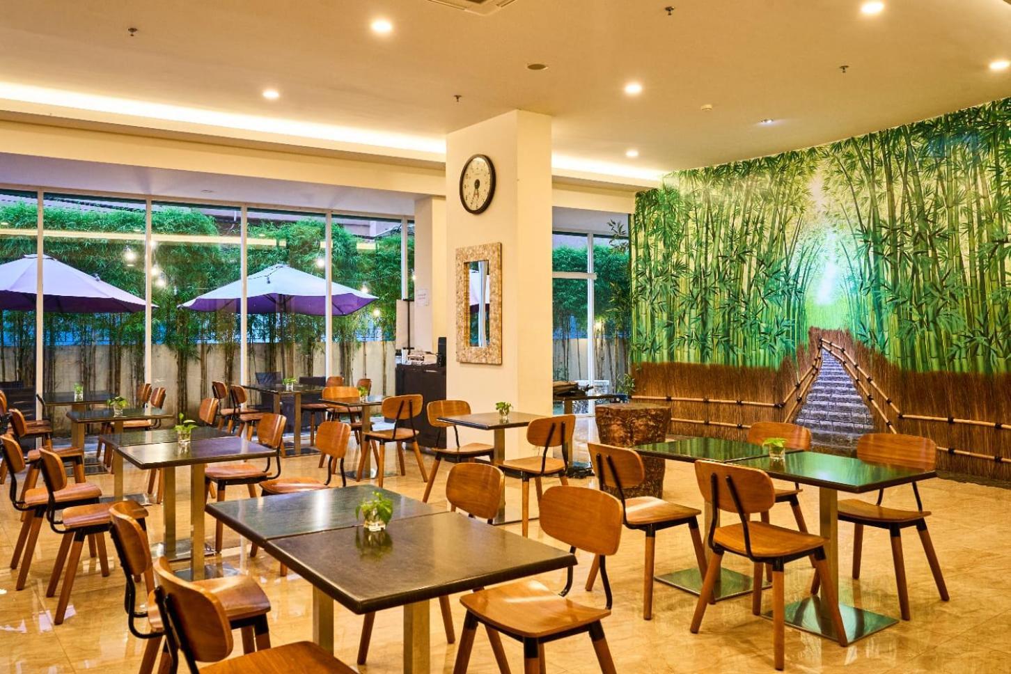 Grand Orchid Hotel Yogyakarta Maguwo Exteriér fotografie