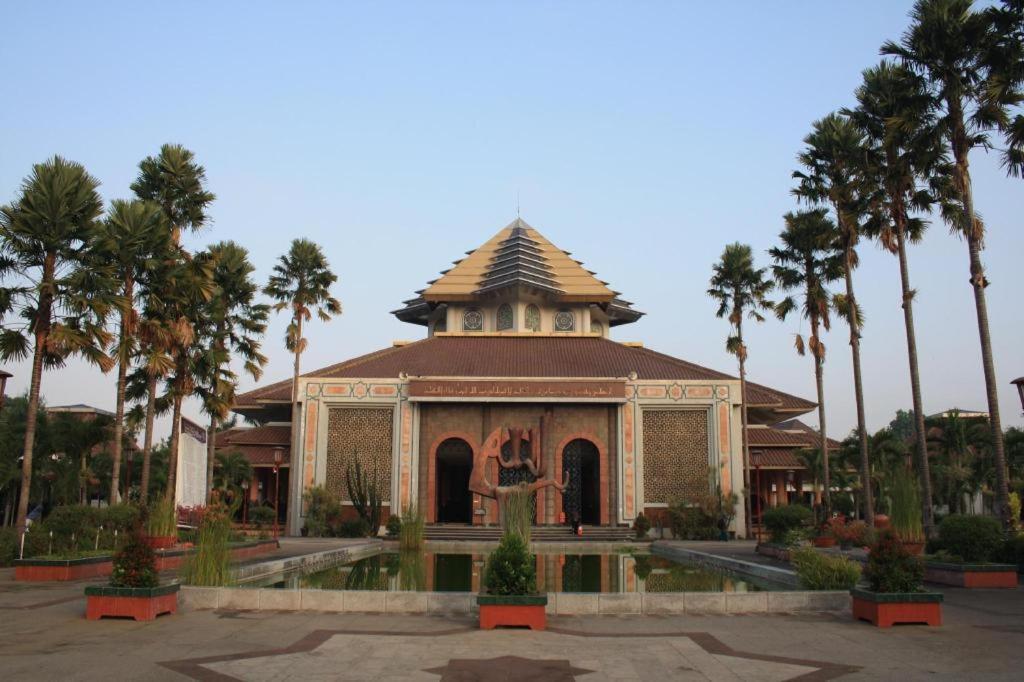 Grand Orchid Hotel Yogyakarta Maguwo Exteriér fotografie