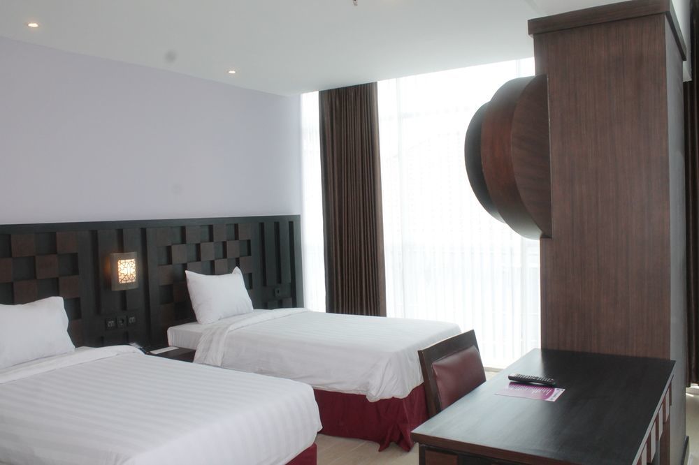 Grand Orchid Hotel Yogyakarta Maguwo Exteriér fotografie